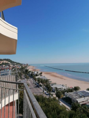Attico tutto mare Grottammare